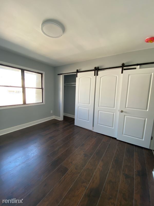 Building Photo - 3 br, 1 bath House - 2627 s sheridan Street