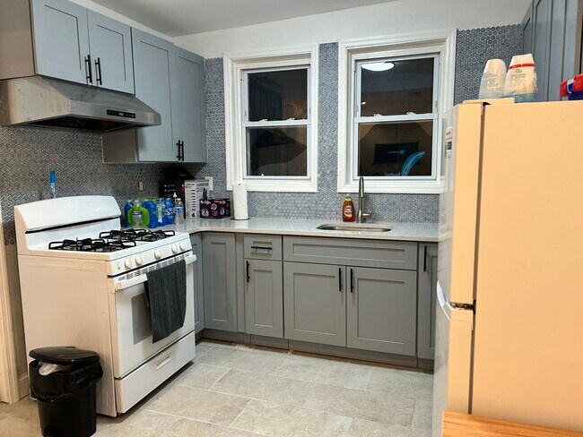 Foto del edificio - 8526 167th St