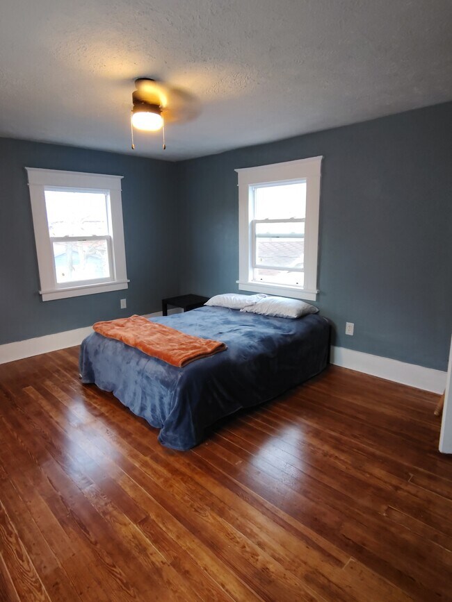 Privado, limpio y tranquilo - 1128 Portage Ave