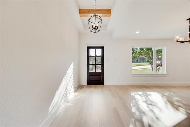 Foto del edificio - 1632 Merrimac Trail