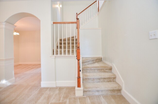 Foto del edificio - 21210 Woodland Green Dr