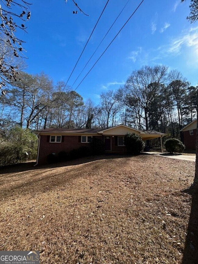 Foto del edificio - 194 VFW Dr