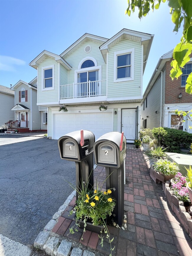 Building Photo - 85 Grieco Dr