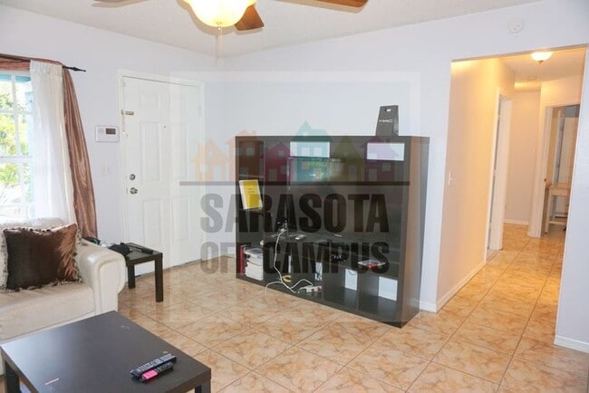 Photo - 1380 43rd St Apartment