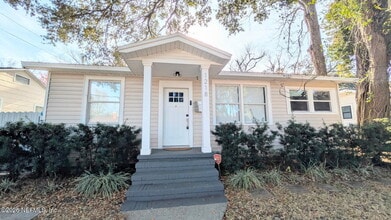 Building Photo - 1218 Dancy St