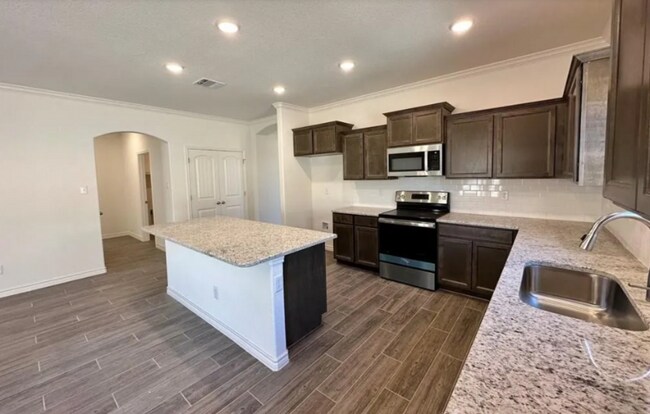 Foto del edificio - 2627 Cowgirl Trl