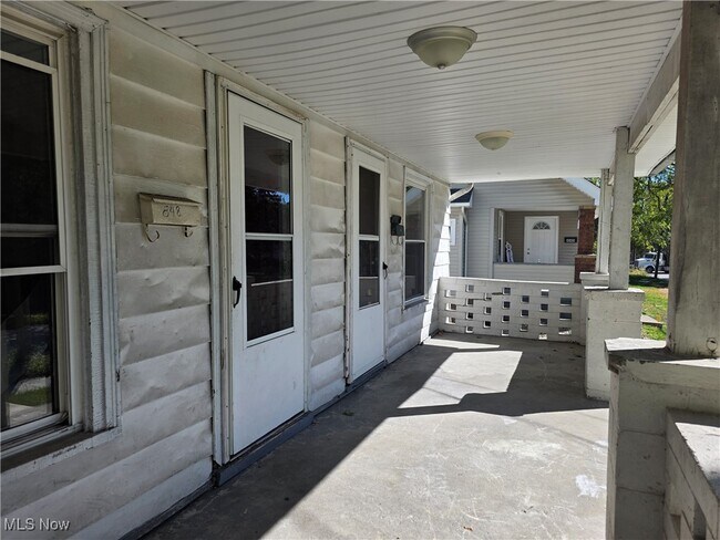 Foto del edificio - 846 Hunter St NW