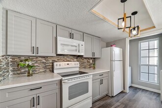 Building Photo - 781 Country Pl Dr