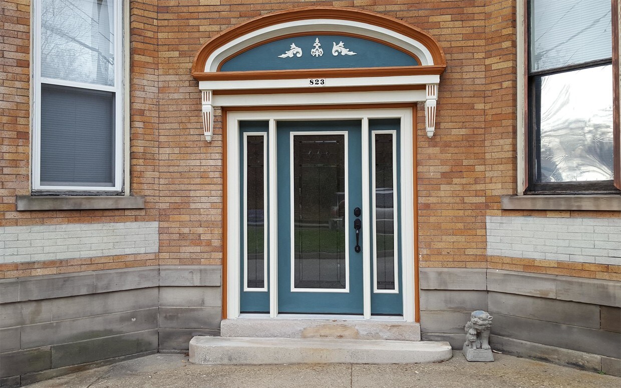 Primary Photo - 825-825 Market St