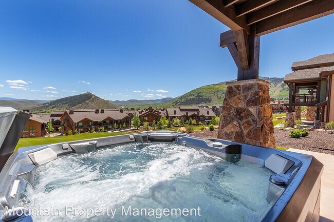 Foto del edificio - 3 br, 2 bath House - 4212 Fairway Lane, #F4