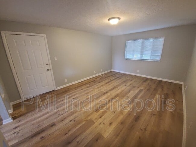 Building Photo - 6230 Eastridge Dr