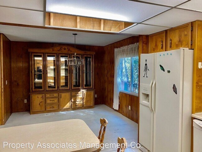 Building Photo - 13567 Raccoon Mountain Rd