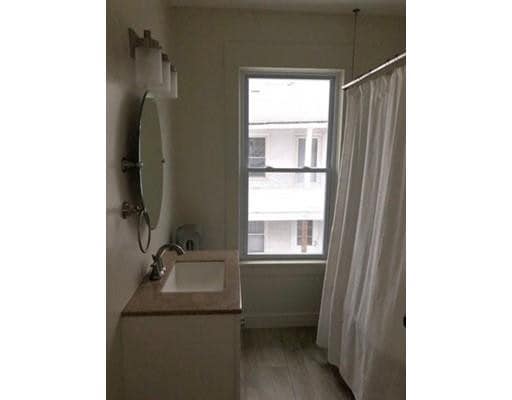 Building Photo - 16 Brightwood Ave