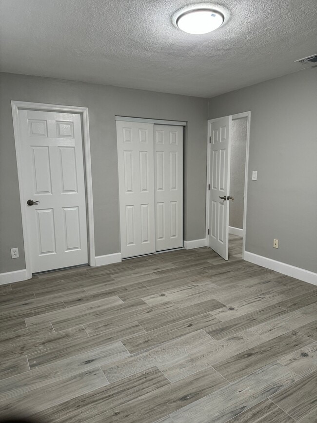 BEDROOM1 - 7302 Ivory Way House