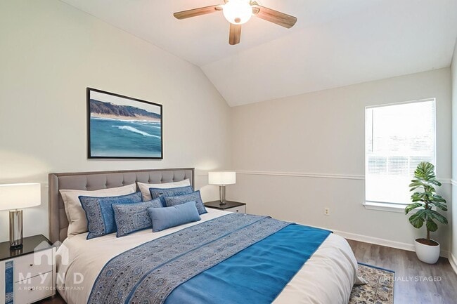 Building Photo - 6354 Amanda Oaks Cir N