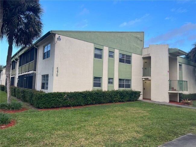 Foto del edificio - 4270 NW 89th Ave