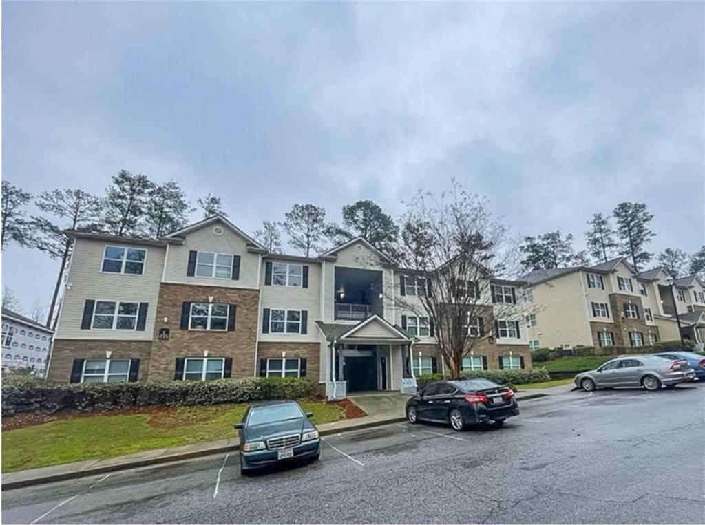 Foto principal - 6204 Fairington Ridge Cir