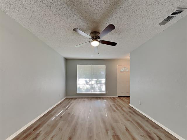 Foto del edificio - 1525 Gardenside Dr