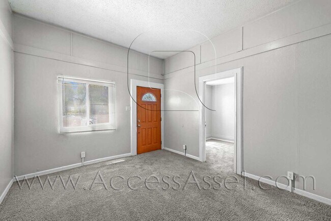 Foto del edificio - 307 W Sumner Ave