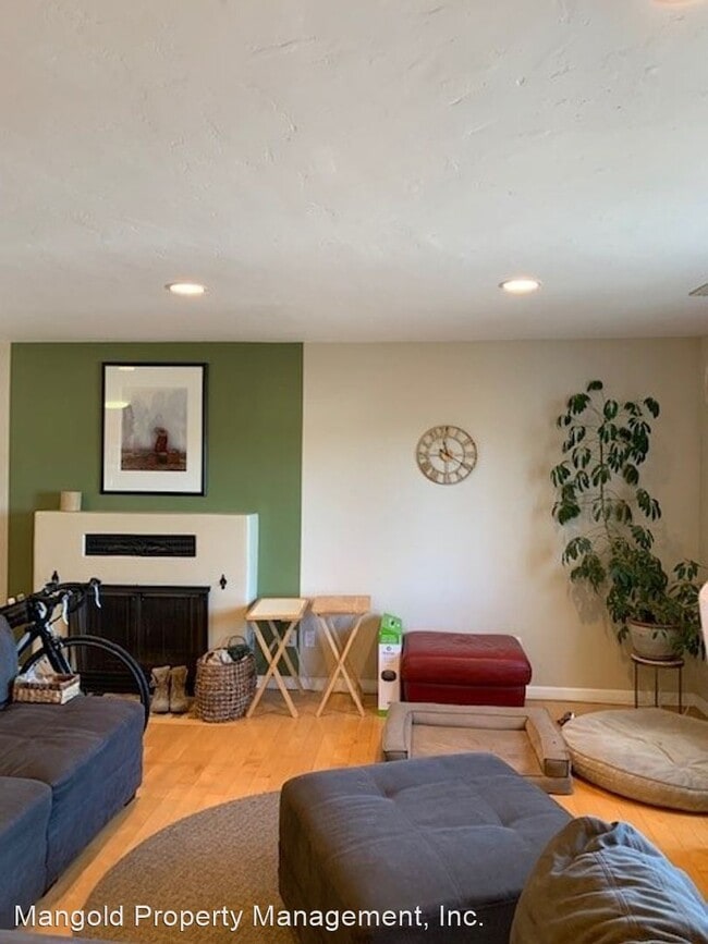 3 br, 1 bath House 254 Lerwick Drive House Rental in Monterey, CA