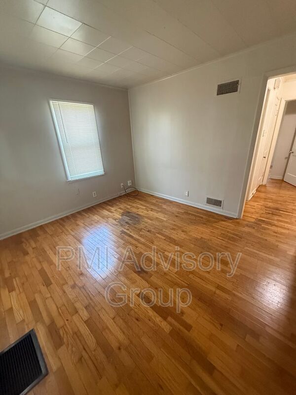 Foto del edificio - 2632 SE Adams St