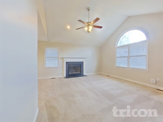 Building Photo - 3 Misty Ridge Pl