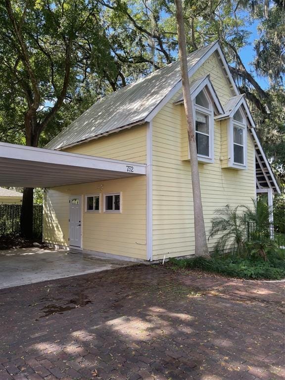Primary Photo - 752 N Westmoreland Dr