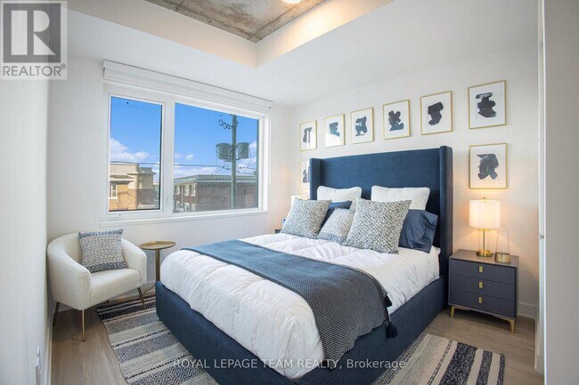 Photo du bâtiment - 1655 Carling Ave