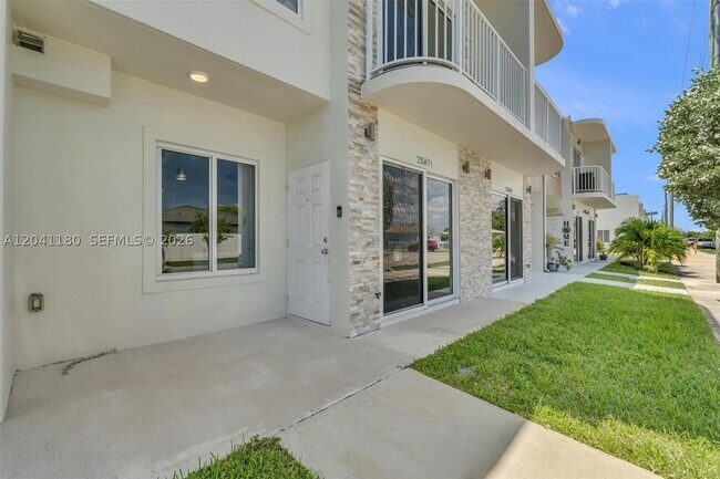 Building Photo - 25871 SW 139th Path