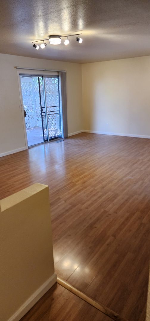 Foto del edificio - 3BR/2BA NW Reno Gen available immediately!