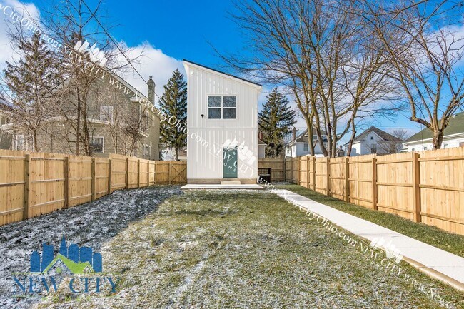 Foto del edificio - 2 Bedroom, 1.5 Bathroom Home! Recently Built!