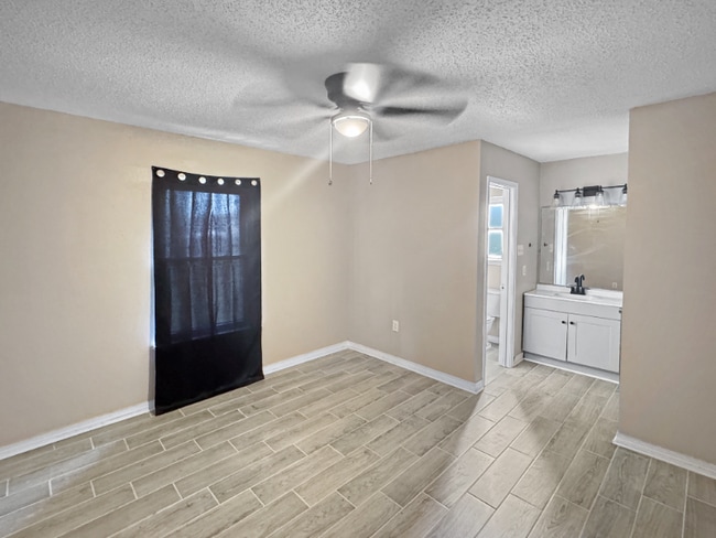 Building Photo - 4164 Lac du Bay Dr