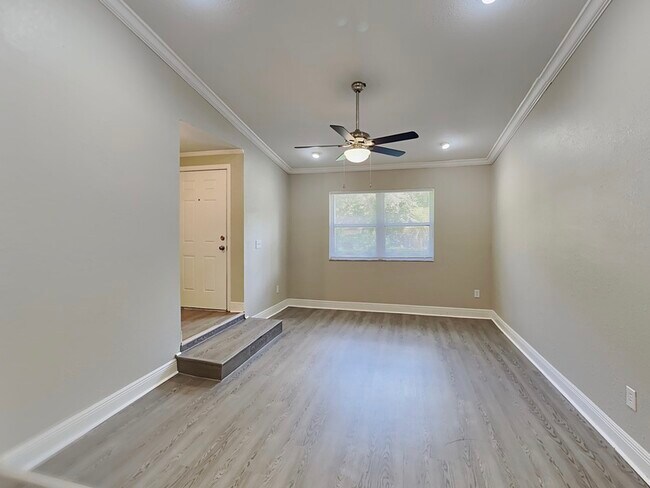 Foto del edificio - 116 Winding Ridge Dr