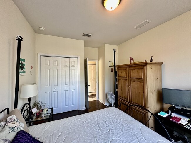 Foto del edificio - 907 Chase Creek Cir