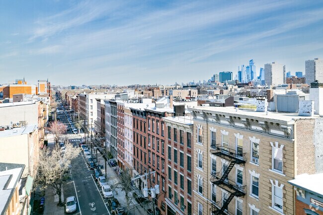 Aerial Photo - 117 WILLOW Ave