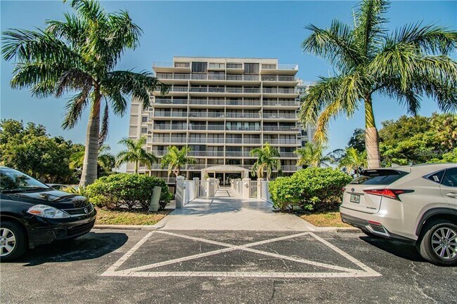 Foto del edificio - 500 N Osceola Ave