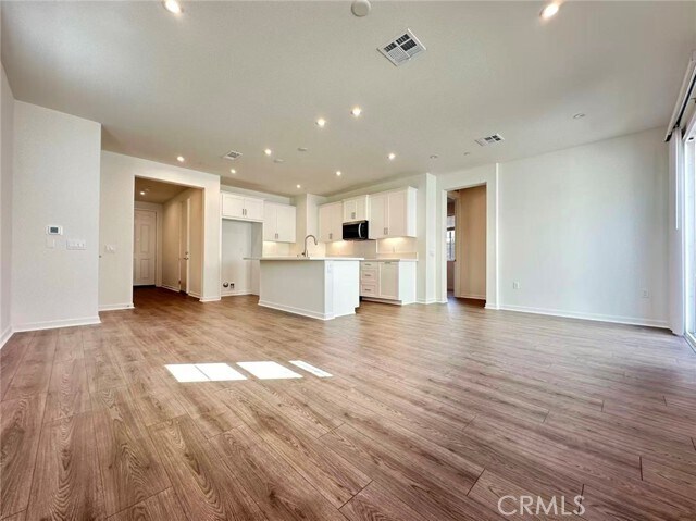 Building Photo - 16052 Montenegro Ln