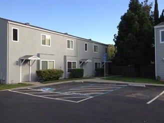 Primary Photo - 125-127 Villa Ct