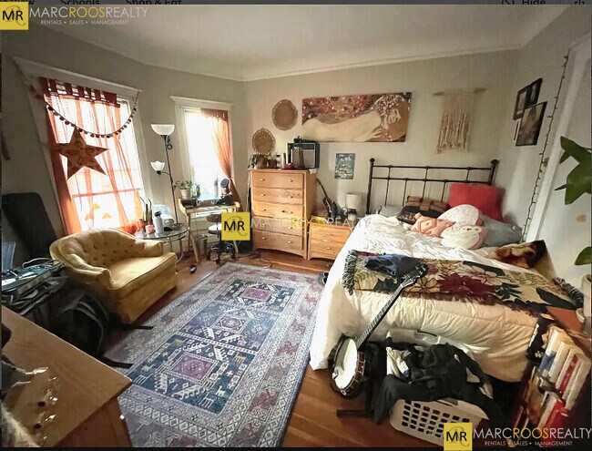 Building Photo - 5 Lowden Ave