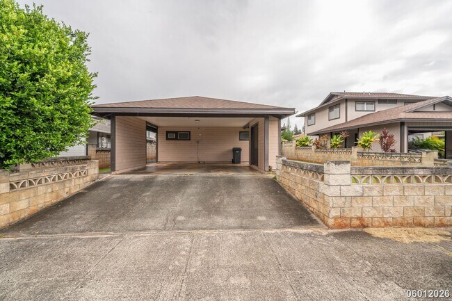 Building Photo - 4bd/2ba SF 95-476 Laupalai Place $3950 small pet negotiable