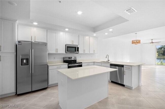 Building Photo - 15155 Bluffton Ln