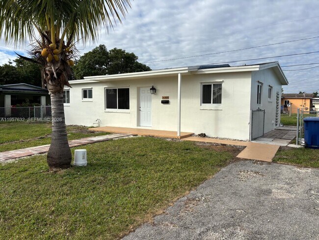 Foto del edificio - 14800 SW 104th Pl