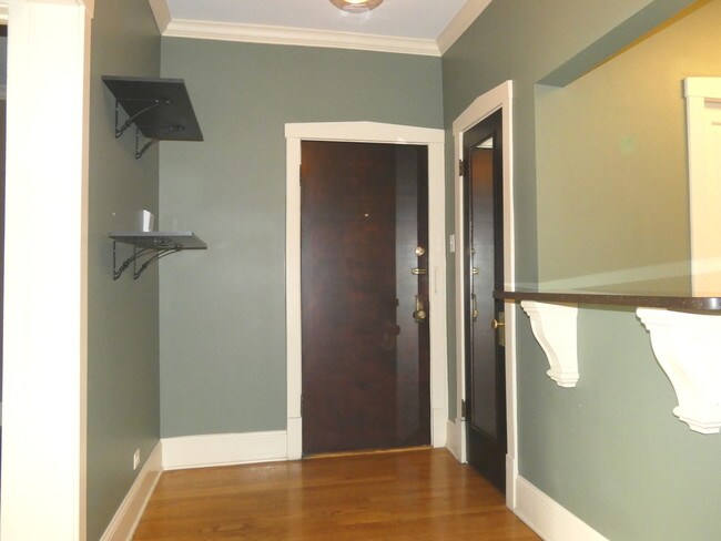 Foto del edificio - 441 N Lombard Ave