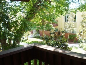 Building Photo - 2881 Huntington Blvd