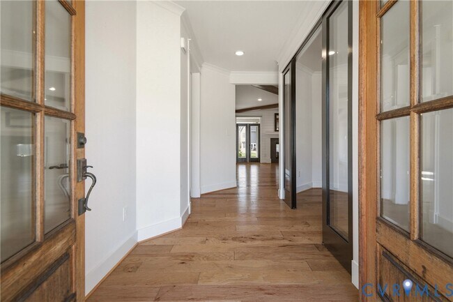 Foto del edificio - 3718 Graythorne Dr