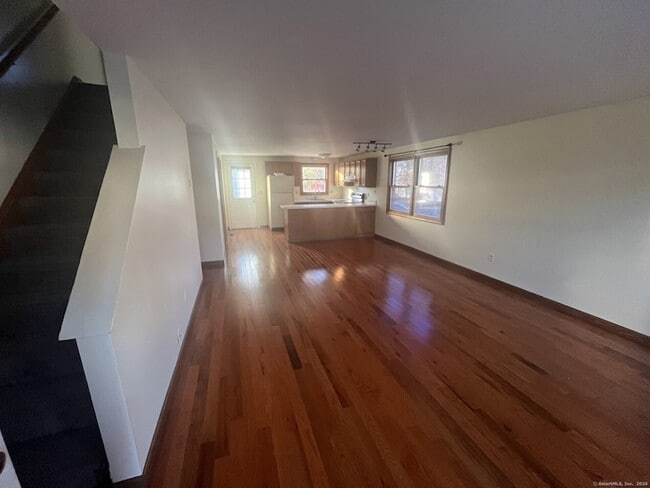 Building Photo - 2 Allspice Ln