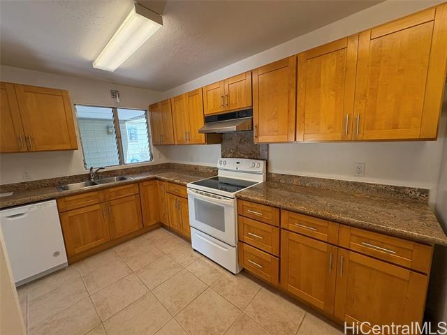 Building Photo - 44-304 Olina St