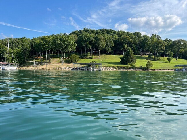 Foto del edificio - 1500sf Lake Cabin Vacation/Staycation Rental Lk