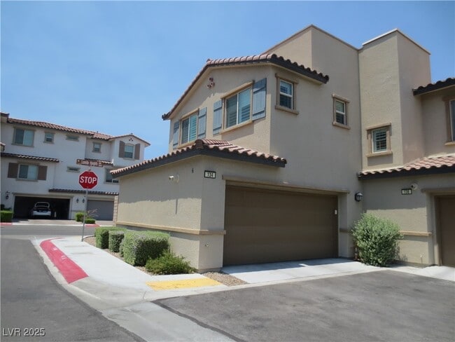Building Photo - 134 Lomita Heights Dr