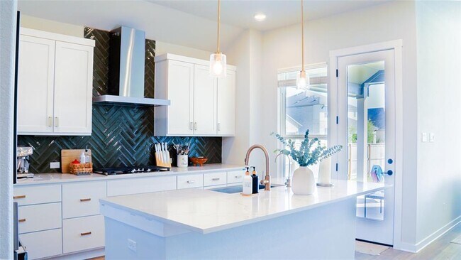 Building Photo - 2825 Roost Ln